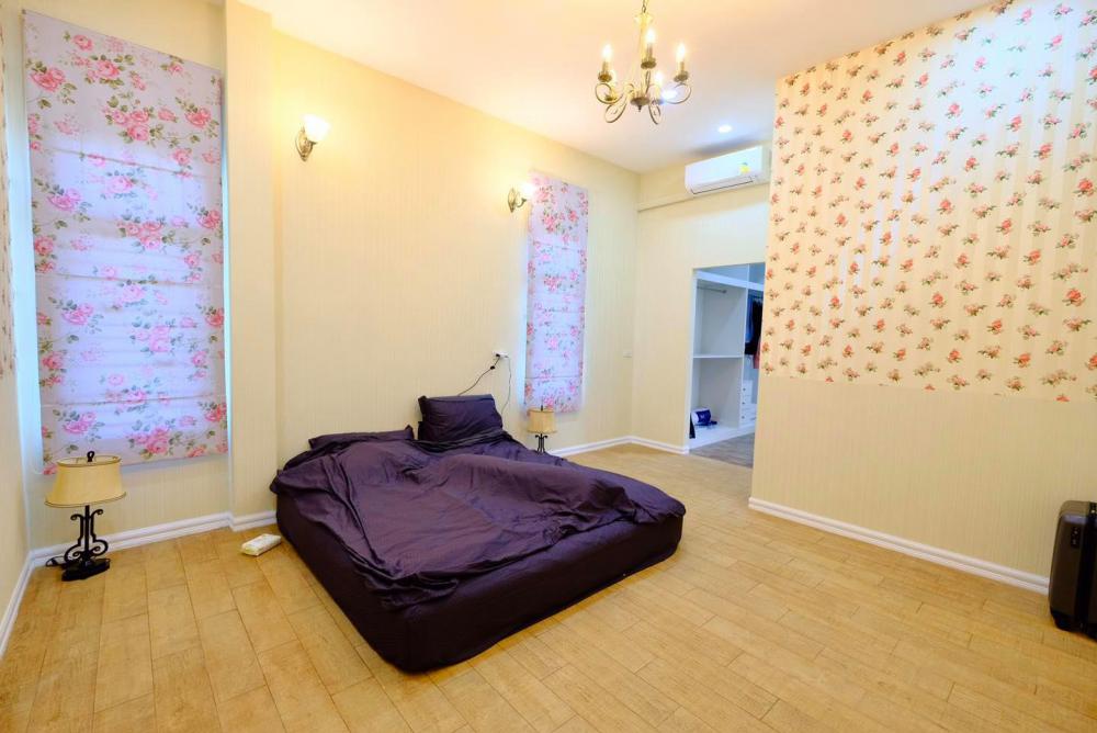 บ้านพักอาศัยสวยมากๆ ขนาด 3 ห้องนอน 2 ห้องน้ำ 1 ห้องรับแขก 1 ห้องแต่งตัว 1 ห้องพักผ่อน 1 ห้องครัว