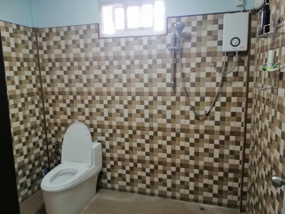 บ้านโมเดิร์น 2​ ห้องนอน​ 1​ ห้องน้ำ​ 1​ ห้องครัว​  1 ห้องนั่งเล่น งบก่อสร้าง 385,000 บาท สวยเกินราคา