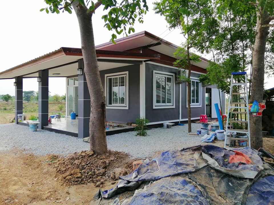 บ้านโมเดิร์น 2​ ห้องนอน​ 1​ ห้องน้ำ​ 1​ ห้องครัว​  1 ห้องนั่งเล่น งบก่อสร้าง 385,000 บาท สวยเกินราคา