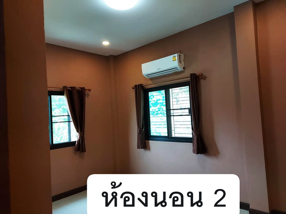 บ้านสไตล์โมเดิร์น 5 ห้องนอน 2 ห้องน้ำ ฯลฯ สวยน่าอยู่  และไอเดียการจัดของในบ้าน