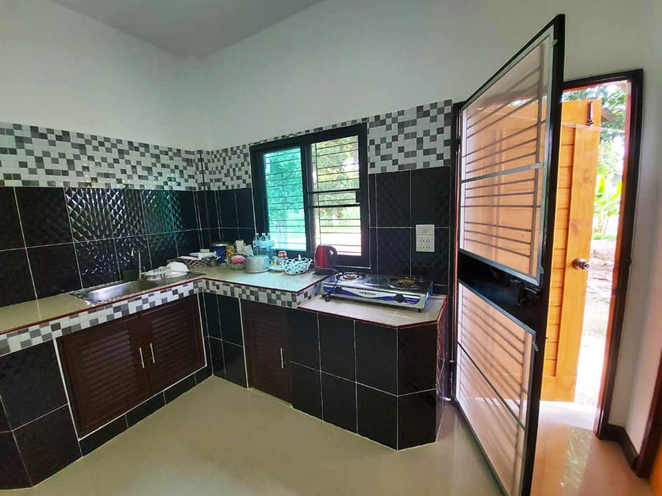 บ้านสไตล์โมเดิร์น 5 ห้องนอน 2 ห้องน้ำ ฯลฯ สวยน่าอยู่  และไอเดียการจัดของในบ้าน