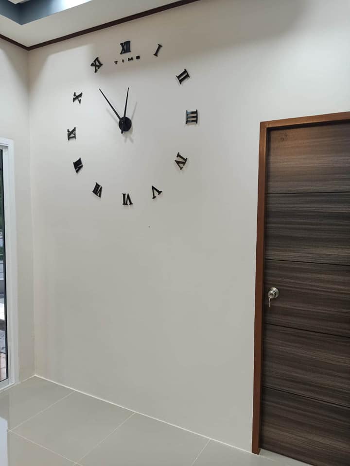 บ้านสไตล์โมเดิร์นพื้นที่ใช้สอย 83 ตารางเมตร  3 ห้องนอน 1ห้องน้ำ 1ห้องโถง 1 ระเบียงหน้าบ้าน บันได 3 ขั้น