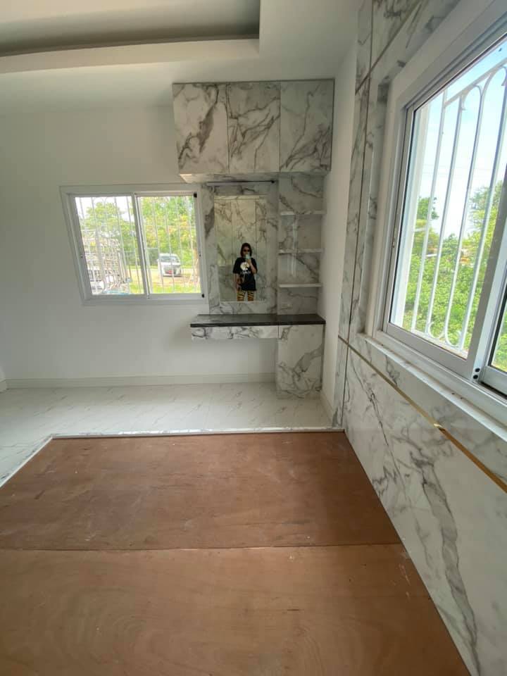 บ้านโมเดิร์น 3 ห้องนอน ราคาแค่ 5.5 แสนบาท คุ้มและสวยมาก