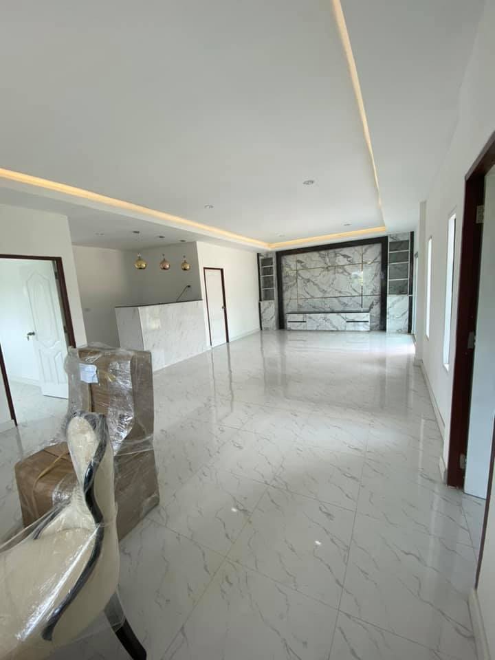 บ้านโมเดิร์น 3 ห้องนอน ราคาแค่ 5.5 แสนบาท คุ้มและสวยมาก