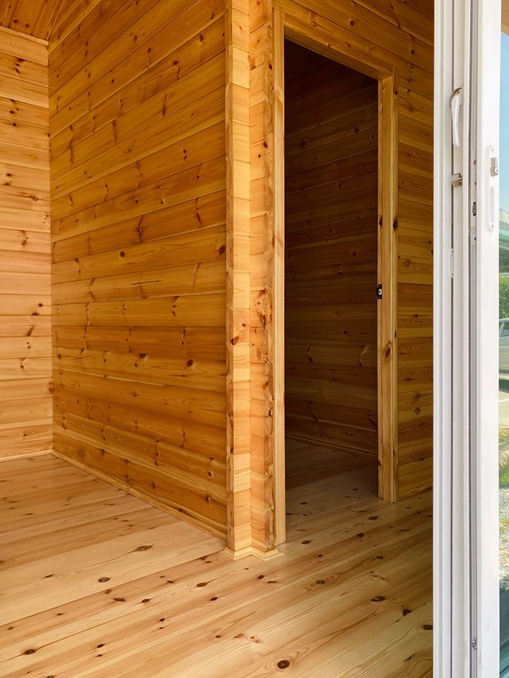 ไอเดียบ้านไม้สนสำเร็จรูป(LogHome) ดีไซน์สวย คลาสสิก ประกอบง่าย