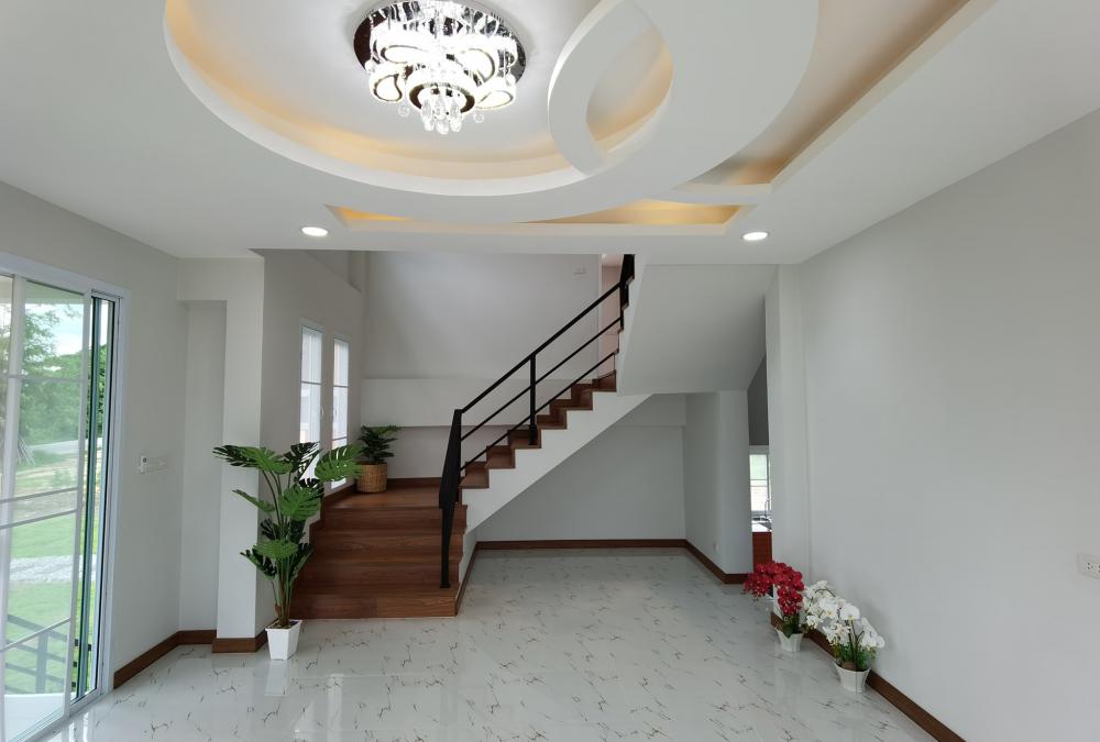 บ้านพักอาศัย ชั้นครึ่ง แนวโมเดิร์นทรอปิคอล