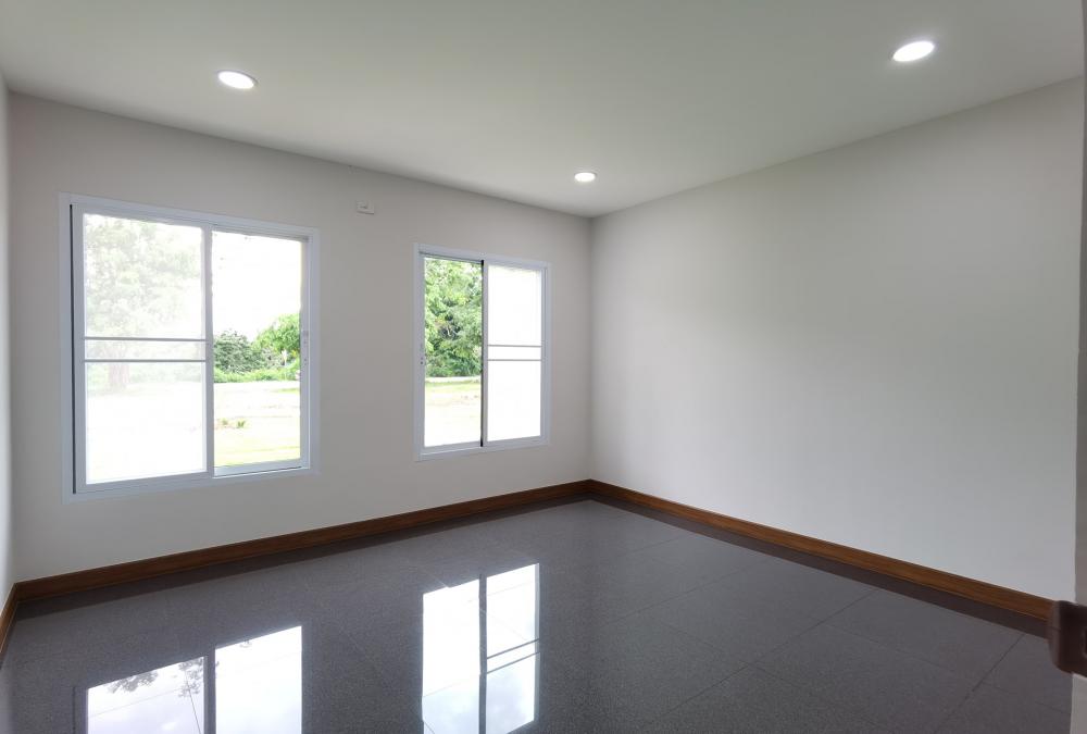 บ้านพักอาศัย ชั้นครึ่ง แนวโมเดิร์นทรอปิคอล