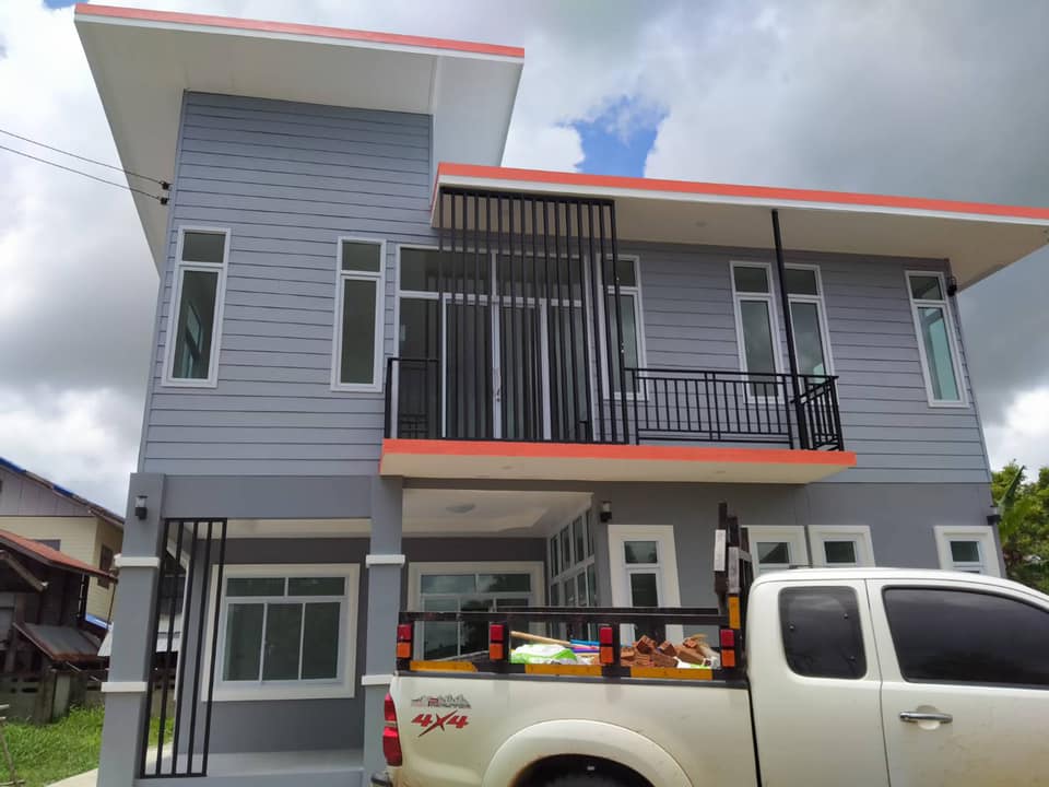 รีโนเวทบ้านไม้ 2 ชั้น เป็นบ้านปูน 2 ชั้น งบ 1.1 ล้านบาท