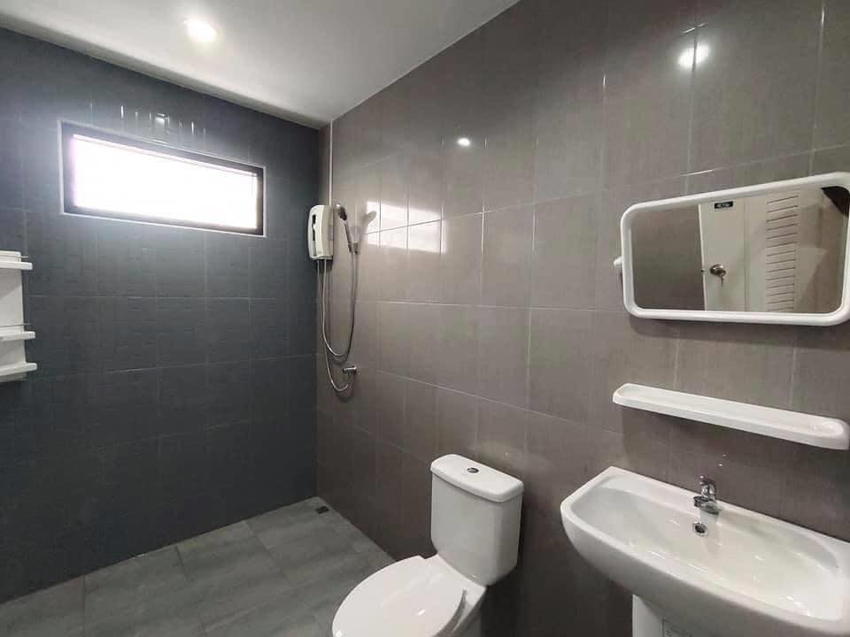 บ้านโมเดิร์น 4 ห้องนอน 3 ห้องน้ำ ใหญ่มาก