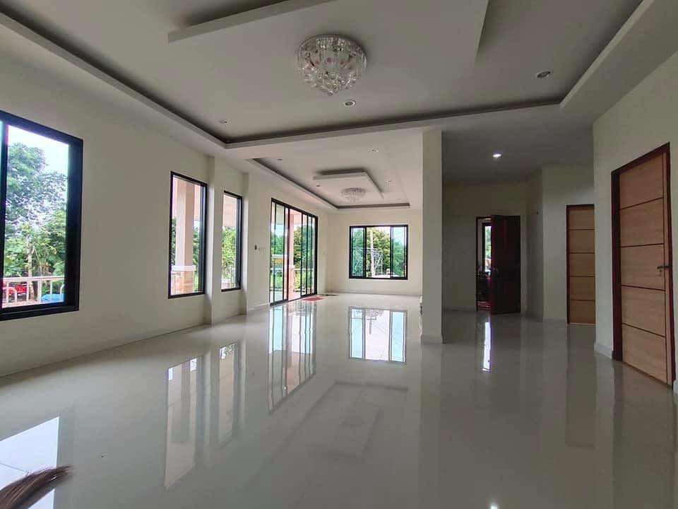 บ้านโมเดิร์น 4 ห้องนอน 3 ห้องน้ำ ใหญ่มาก