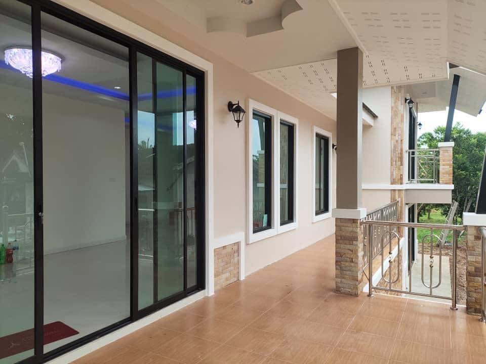 บ้านโมเดิร์น 4 ห้องนอน 3 ห้องน้ำ ใหญ่มาก