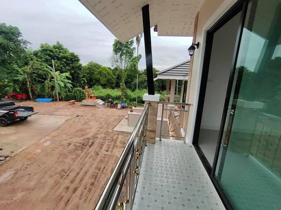 บ้านโมเดิร์น 4 ห้องนอน 3 ห้องน้ำ ใหญ่มาก