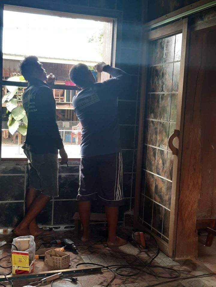 บ้านไม้เก่าหลังคาผสมผสานสไตล์โมเดิร์น