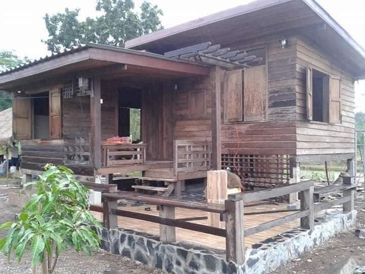 บ้านไม้เก่าหลังคาผสมผสานสไตล์โมเดิร์น