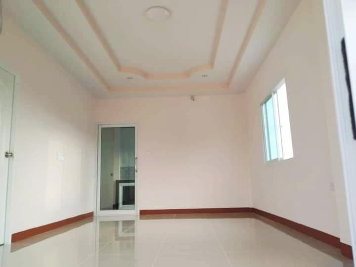 บ้านโมเดิร์น ราคา 5.8 แสนบาท