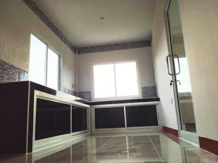 บ้านโมเดิร์น ราคา 5.8 แสนบาท