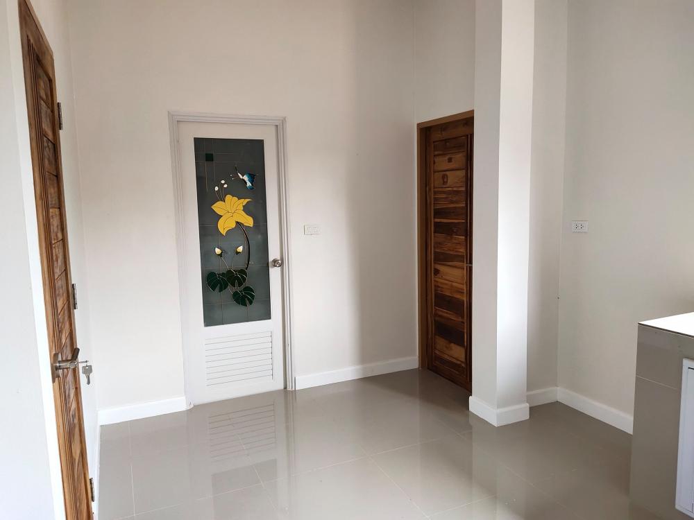 บ้านโมเดิร์น 3 ห้องนอน งบก่อสร้าง 9.5 แสนบาท