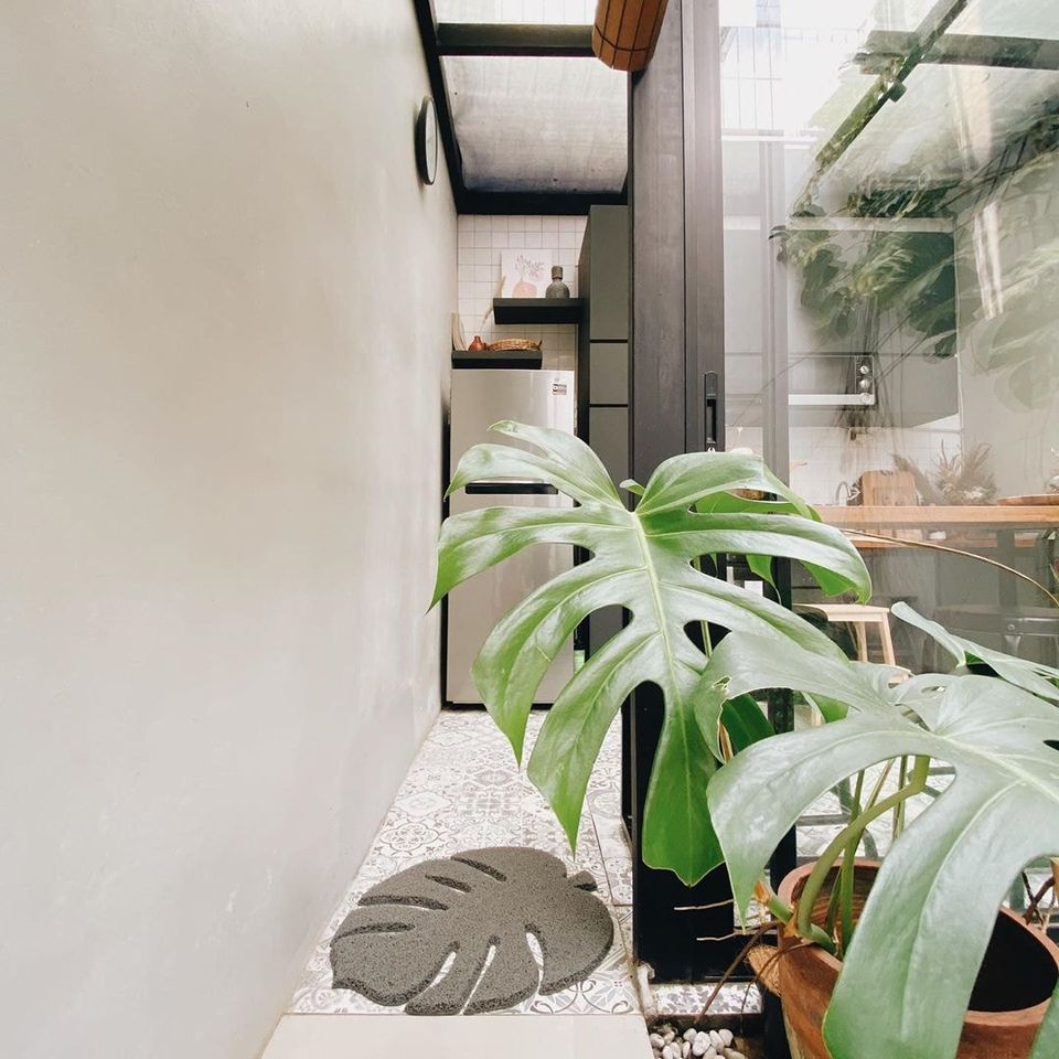 ไอเดียห้องครัวเล็กพร้อมสวนข้างบ้าน