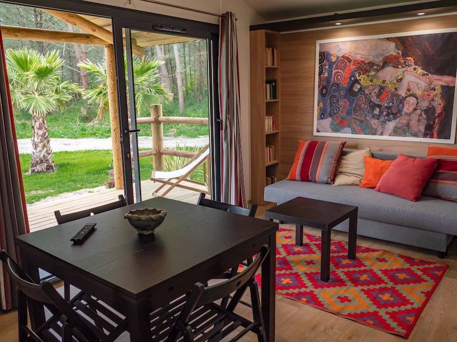 แบบบ้านไม้ชั้นเดียวหลังเล็ก บรรยากาศอบอุ่น พื้นที่ 38 ตารางเมตร