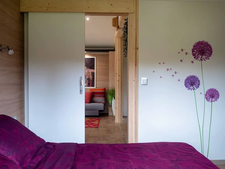 แบบบ้านไม้ชั้นเดียวหลังเล็ก บรรยากาศอบอุ่น พื้นที่ 38 ตารางเมตร