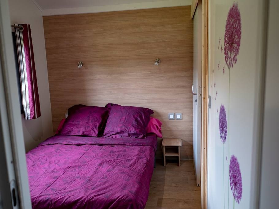 แบบบ้านไม้ชั้นเดียวหลังเล็ก บรรยากาศอบอุ่น พื้นที่ 38 ตารางเมตร