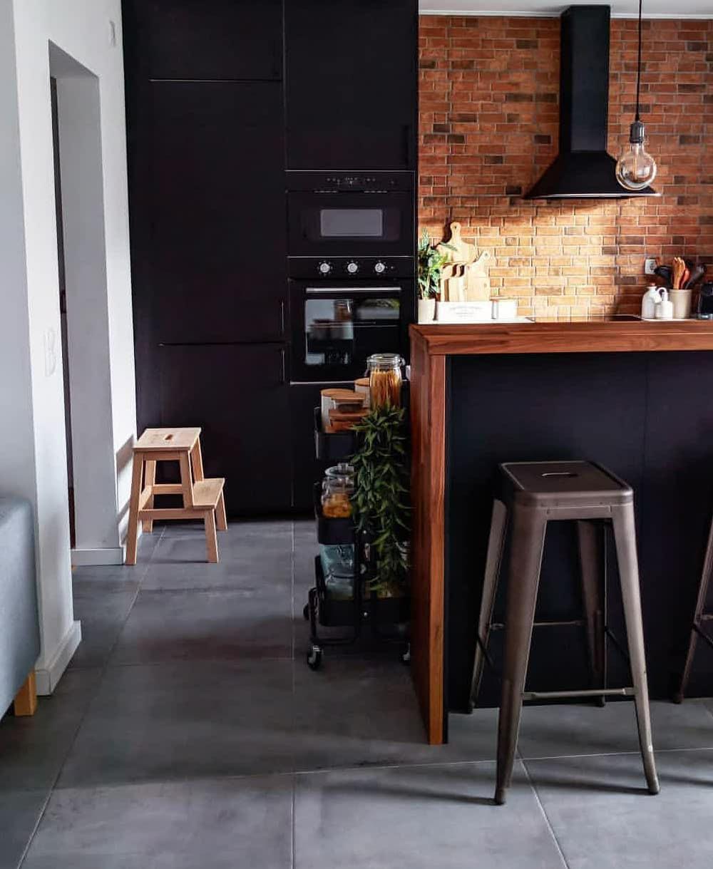 35 ไอเดียครัวในสไตล์ลอฟท์ เป็นบาร์นั่ง สวยเท่โดดเด่นน่าใช้งาน