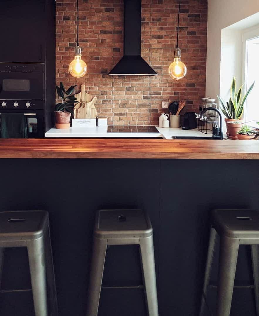 35 ไอเดียครัวในสไตล์ลอฟท์ เป็นบาร์นั่ง สวยเท่โดดเด่นน่าใช้งาน