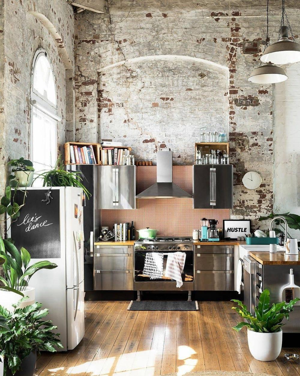 35 ไอเดียครัวในสไตล์ลอฟท์ เป็นบาร์นั่ง สวยเท่โดดเด่นน่าใช้งาน