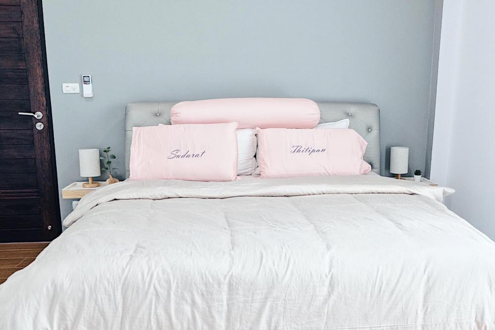 บ้านโมเดิร์น 3 ห้องนอน และห้องอื่นๆ งบ 2.3 ล้าน (ไม่รวมตกแต่งภายใน)