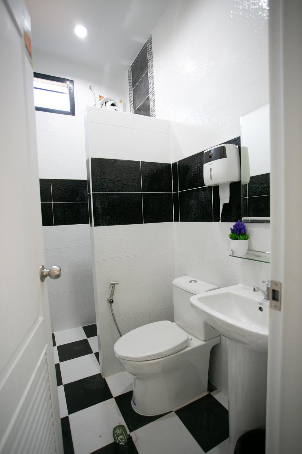 บ้านโมเดิร์น งบก่อสร้าง 1.2 ล้านบาท