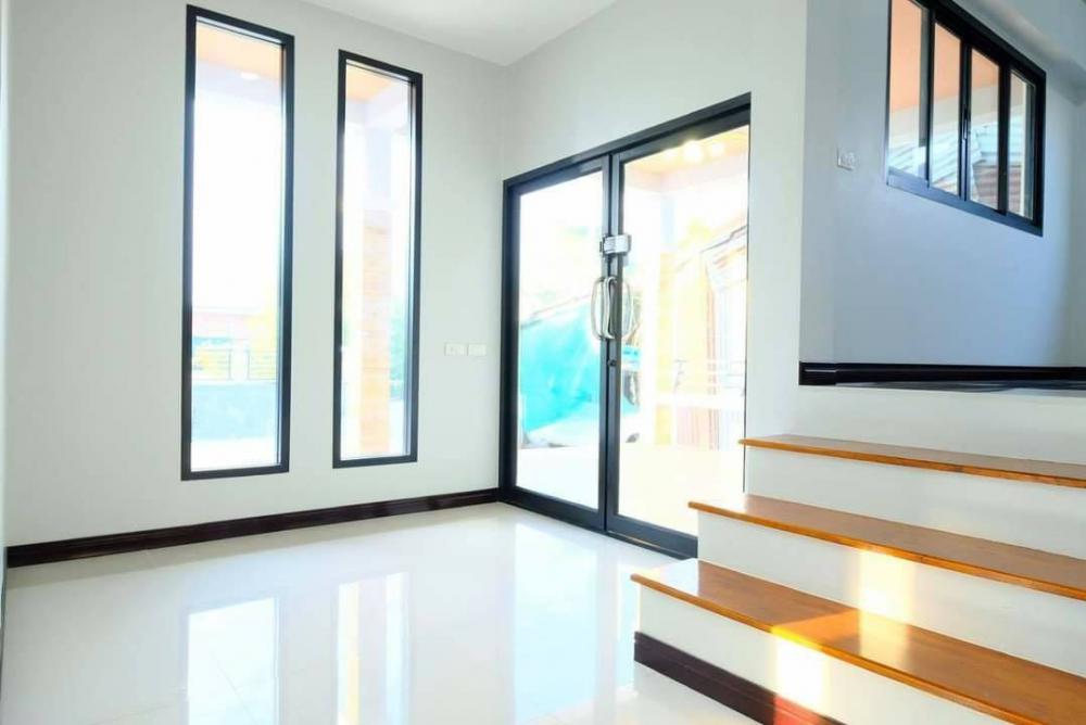 บ้านโมเดิร์น 9 ห้อง หรูหรา