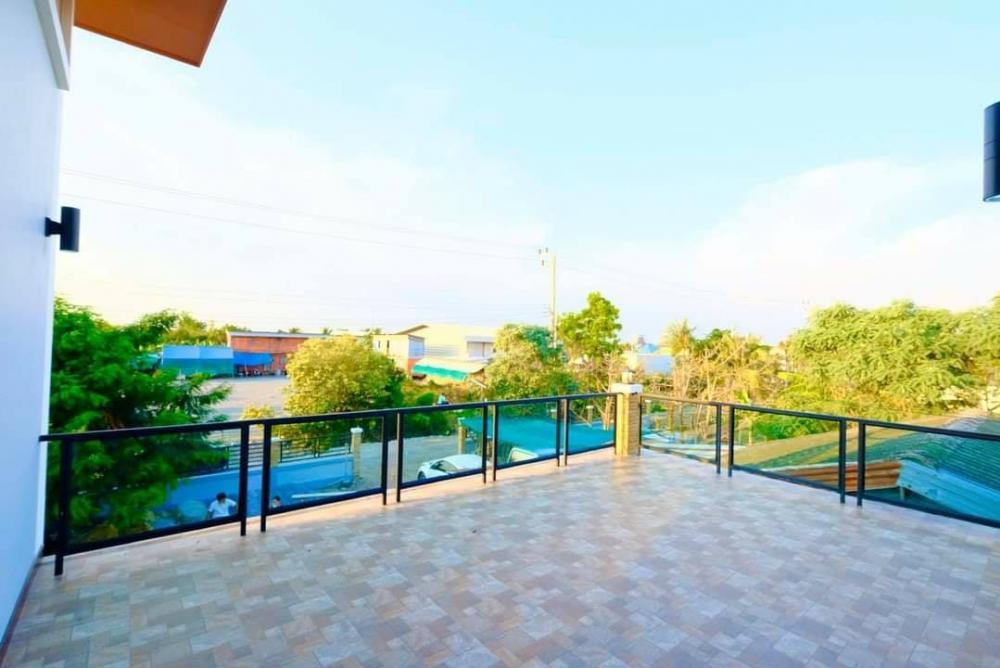 บ้านโมเดิร์น 9 ห้อง หรูหรา