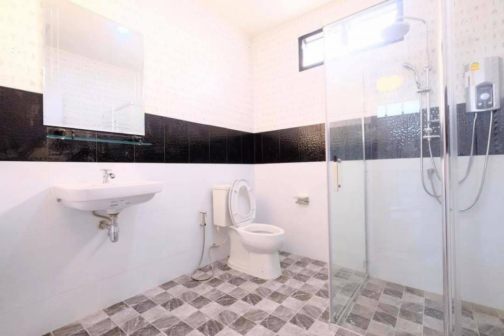 บ้านโมเดิร์น 9 ห้อง หรูหรา