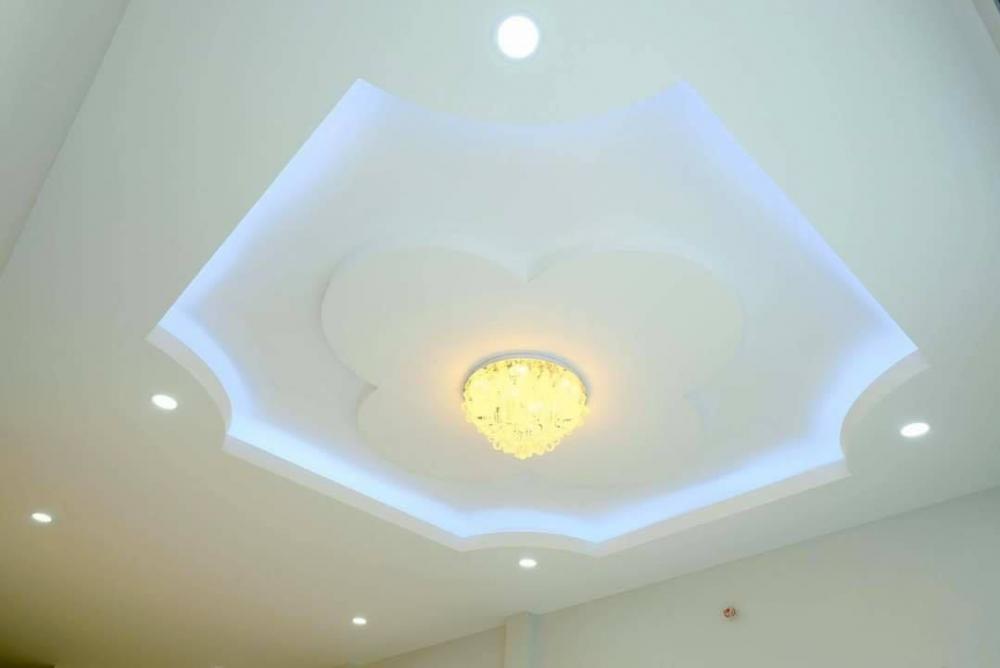 บ้านโมเดิร์น 9 ห้อง หรูหรา