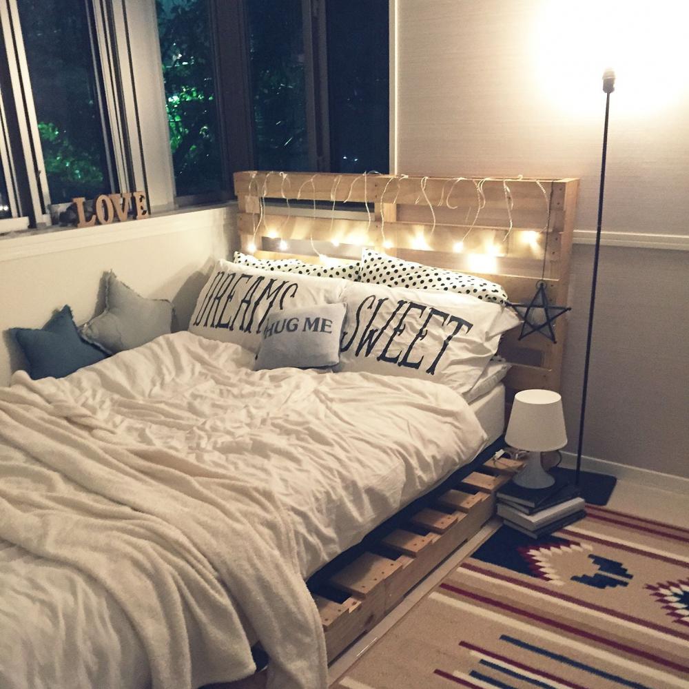 50 ไอเดียเตียงไม้พาเลท สวยในในราคาประหยัด