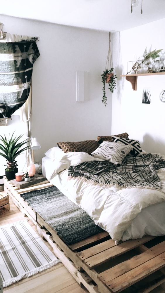 50 ไอเดียเตียงไม้พาเลท สวยในในราคาประหยัด