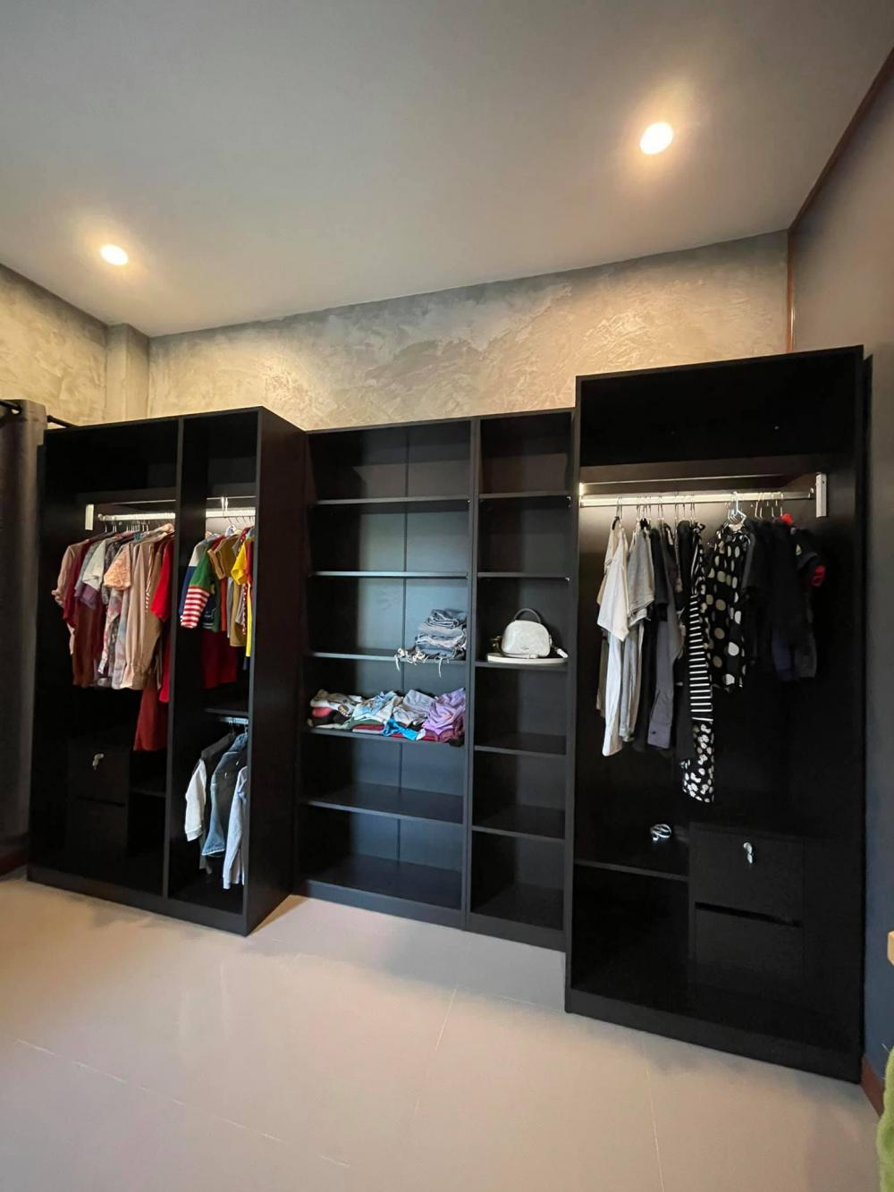 บ้านโมเดิร์น ขนาด 3 ห้องนอน  1.2 ล้านบาทจ้าาาาา