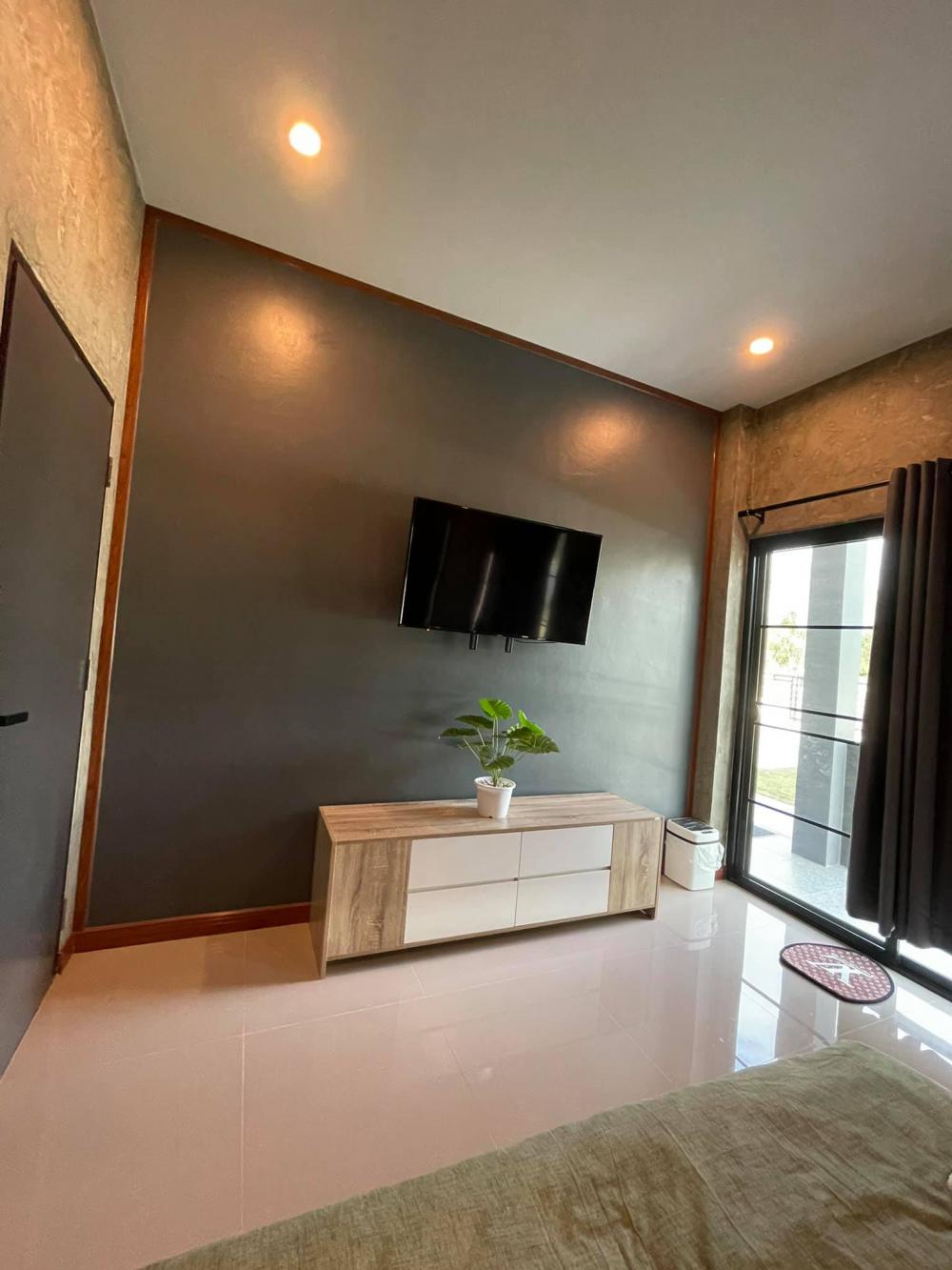 บ้านโมเดิร์น ขนาด 3 ห้องนอน  1.2 ล้านบาทจ้าาาาา