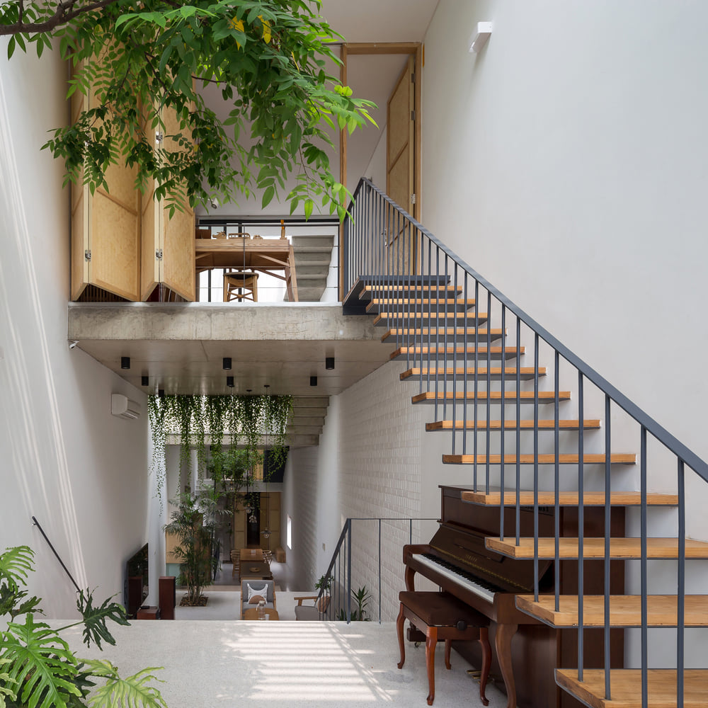 ไอเดีย ออฟฟิศหน้าแคบ ภายในสวยโปร่งน่าอยู่