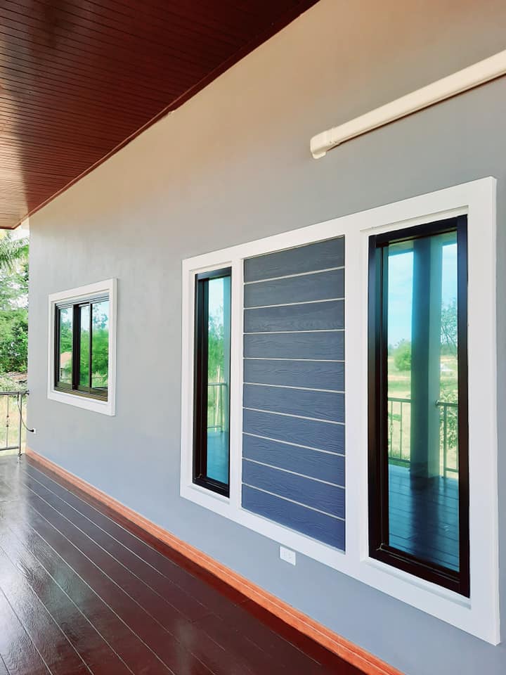 บ้านโมเดิร์น ขนาด 148.4 ตร.ม . งบ 1.8 ล้าน