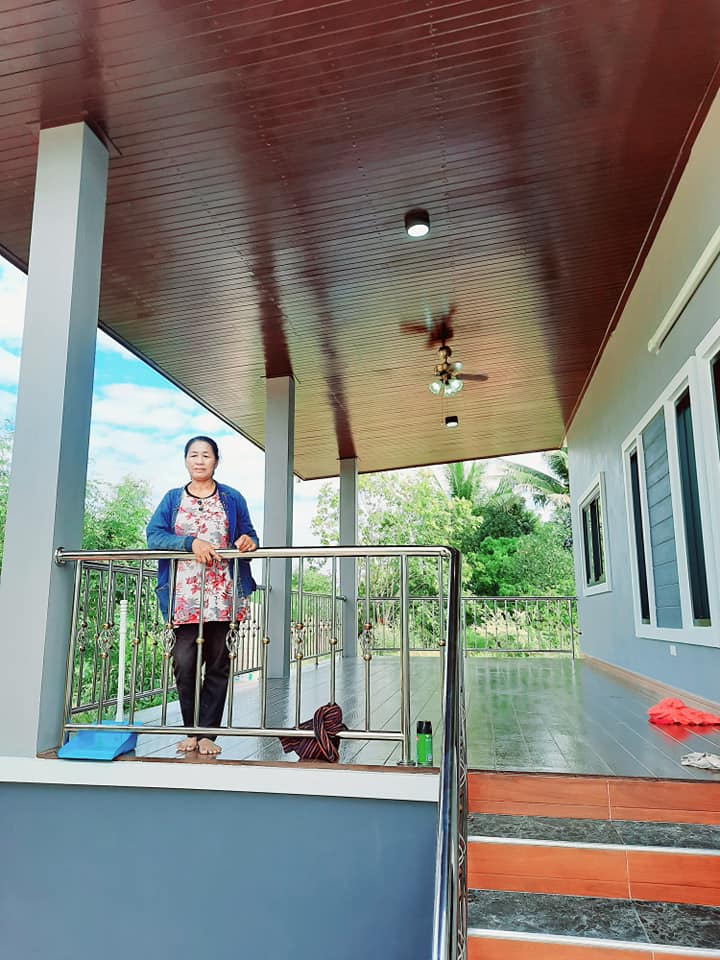 บ้านโมเดิร์น ขนาด 148.4 ตร.ม . งบ 1.8 ล้าน