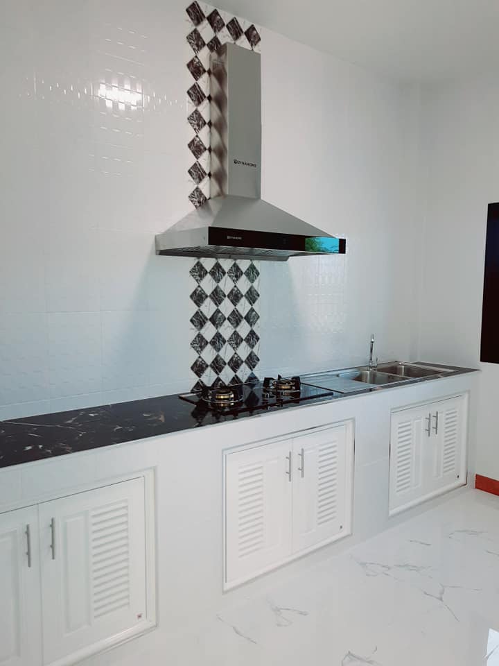 บ้านโมเดิร์น ขนาด 148.4 ตร.ม . งบ 1.8 ล้าน