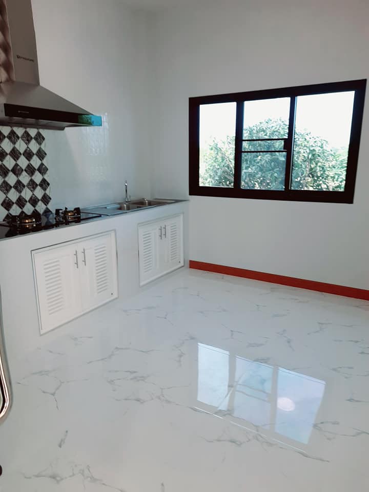 บ้านโมเดิร์น ขนาด 148.4 ตร.ม . งบ 1.8 ล้าน