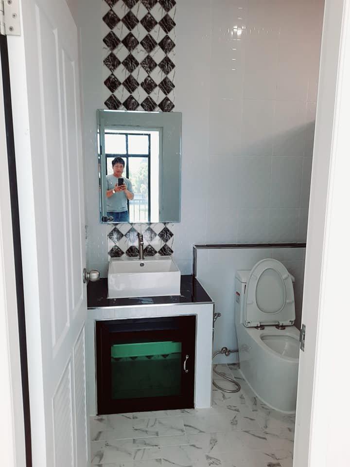 บ้านโมเดิร์น ขนาด 148.4 ตร.ม . งบ 1.8 ล้าน