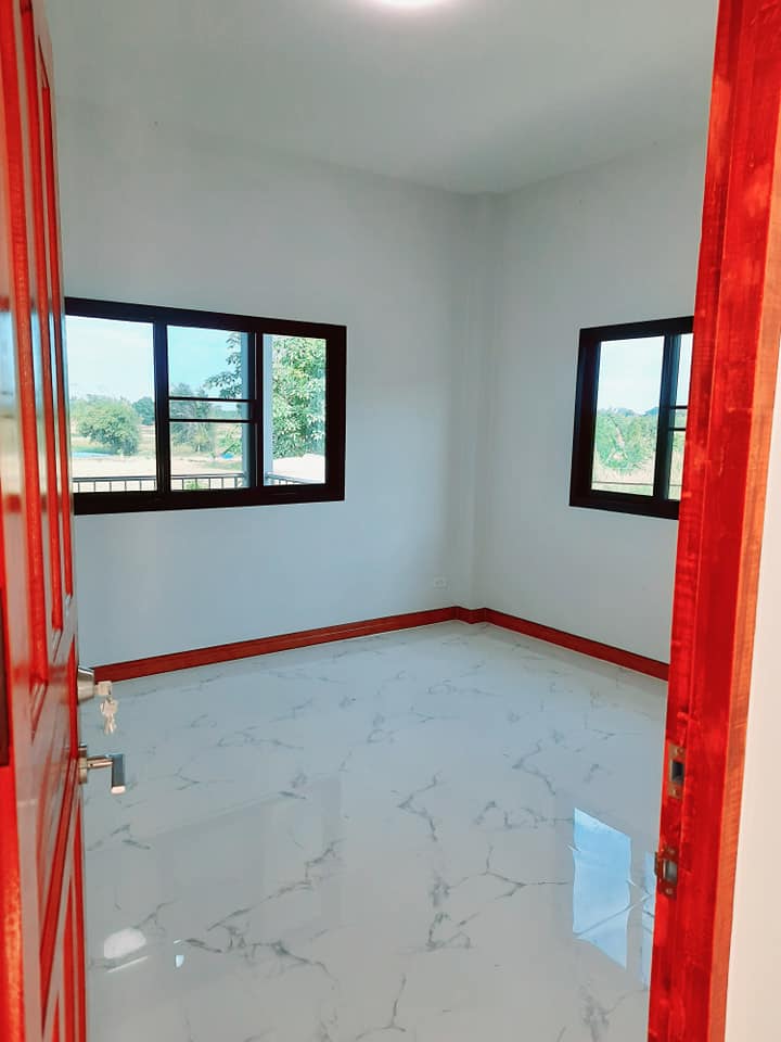 บ้านโมเดิร์น ขนาด 148.4 ตร.ม . งบ 1.8 ล้าน