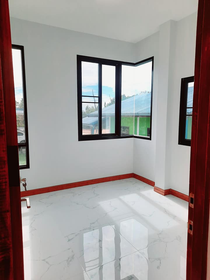 บ้านโมเดิร์น ขนาด 148.4 ตร.ม . งบ 1.8 ล้าน