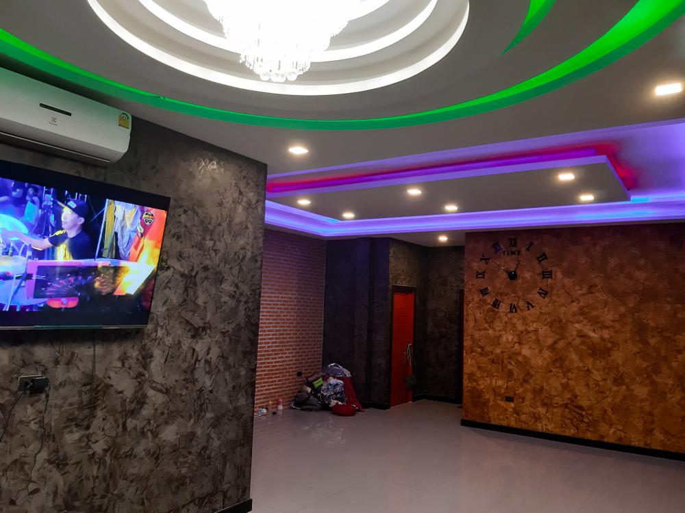 บ้านโมเดิร์น 3 ห้องนอน งบ 1.5 ล้าน