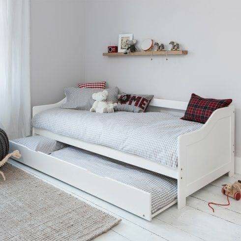 แต่งห้องนอนลายการ์ตูน