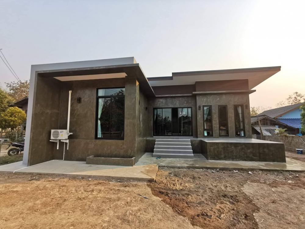 บ้านพักอาศัย ชั้นเดียว แนวโมเดิร์นทรอปิกคอล งบ 1.55 ล้านบาท