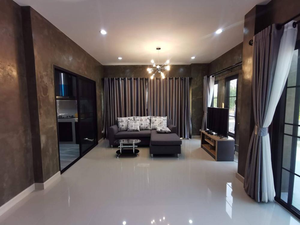 บ้านพักอาศัย ชั้นเดียว แนวโมเดิร์นทรอปิกคอล งบ 1.55 ล้านบาท